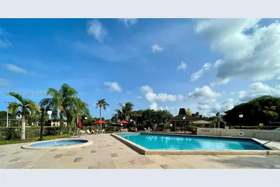 8054 Camino Ct #B7, Miami, FL 33143 - Photo 5