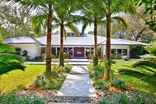 5520 Oakwood Ln, Coral Gables, FL 33156 - Photo 1