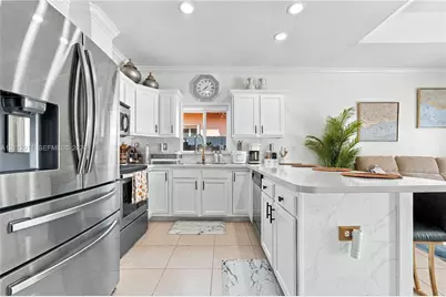 217 SW 15th Pl, Homestead, FL 33030 - Photo 7