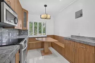 549 NE 12th Ave, Fort Lauderdale, FL 33301 - Photo 15