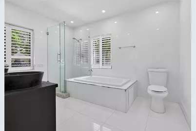 549 NE 12th Ave #0, Fort Lauderdale, FL 33301 - Photo 21