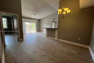 6928 SW 39th St, Davie, FL 33314 - Photo 13