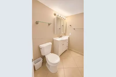 601 Three Islands Blvd #412, Hallandale Beach, FL 33009 - Photo 5