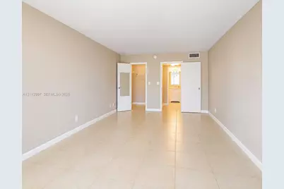 601 Three Islands Blvd #412, Hallandale Beach, FL 33009 - Photo 3