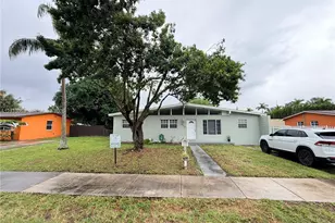 900 NW 178th Terrace, Miami Gardens, FL 33169 - Photo 1