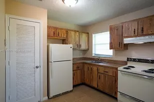 5150 NE 6th Ave, Oakland Park, FL 33334 - Photo 9
