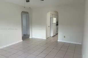 618 SW 4 Ave, Hallandale Beach, FL 33009 - Photo 5