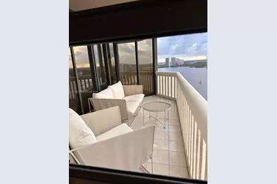 1000 W Island Blvd #2210, Aventura, FL 33160 - Photo 41