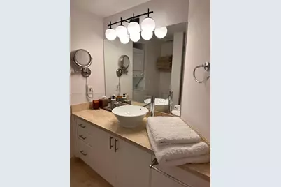 1000 W Island Blvd #2210, Aventura, FL 33160 - Photo 31