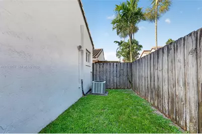 11337 SW 158th Pl, Miami, FL 33196 - Photo 33