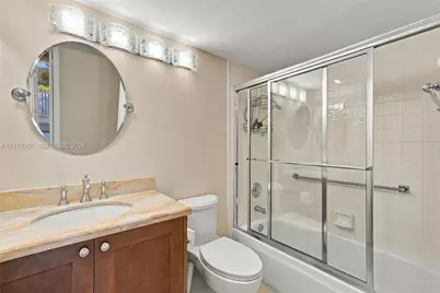 7456 Granville Dr #308, Tamarac, FL 33321 - Photo 21