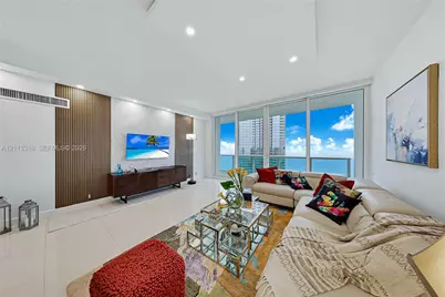 100 Bayview Dr #PH06, Sunny Isles Beach, FL 33160 - Photo 5