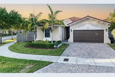 15461 SW 173rd Ln, Miami, FL 33187 - Photo 1