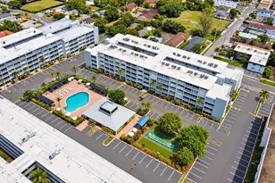 330 SE 2nd St, Hallandale Beach, FL 33009 - Photo 27