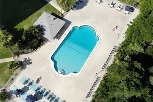 4200 Hillcrest Dr, Hollywood, FL 33021 - Photo 21