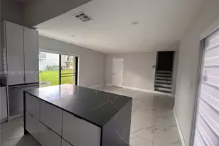 13290 NW 7th St, Plantation, FL 33325 - Photo 3