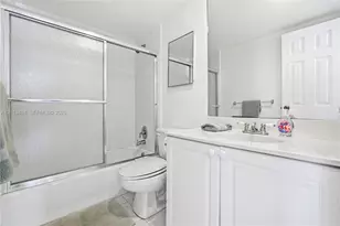 3901 S Ocean Dr, Hollywood, FL 33019 - Photo 15