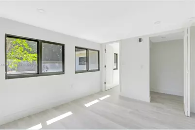 2454 Garfield St, Hollywood, FL 33020 - Photo 17
