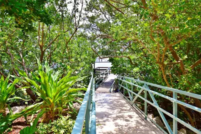 19501 E Country Club Dr #9404, Aventura, FL 33180 - Photo 23