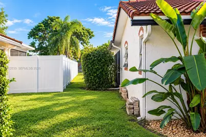 1773 NW 82nd Ave, Coral Springs, FL 33071 - Photo 27