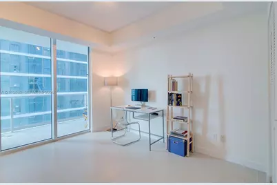 300 S Biscayne Blvd #T-2104, Miami, FL 33131 - Photo 11