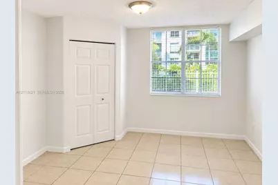 620 SW 111th Ave #104, Pembroke Pines, FL 33025 - Photo 5