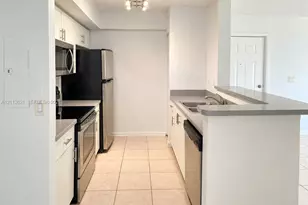 620 SW 111th Ave, Pembroke Pines, FL 33025 - Photo 1