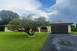 13011 SW 14th Pl, Davie, FL 33325 - Photo 1