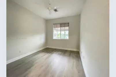170 SE 7th Way, Pompano Beach, FL 33060 - Photo 25