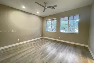 170 S E 7th Way, Pompano Beach, FL 33060 - Photo 15