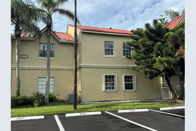 18346 NW 68th Ave #K, Hialeah, FL 33015 - Photo 1