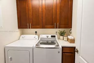 14263 SW 272nd Ln, Homestead, FL 33032 - Photo 7