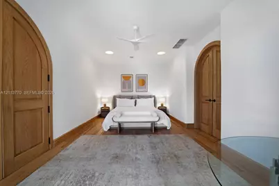 387 Ocean Blvd, Golden Beach, FL 33160 - Photo 21