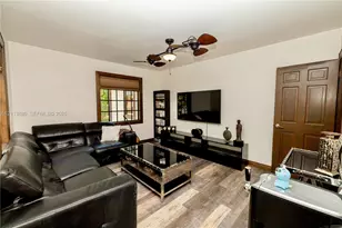 900 Coco Plum Way, Plantation, FL 33324 - Photo 51