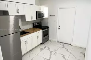2226 Cody St, Hollywood, FL 33020 - Photo 9