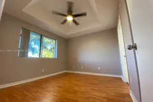 9905 Westwood Dr, Tamarac, FL 33321 - Photo 5