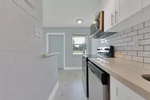 1720 NE 13th St, Fort Lauderdale, FL 33304 - Photo 27