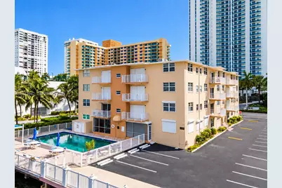 2710 S Ocean Dr #401, Hollywood, FL 33019 - Photo 23