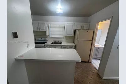 116 NE 9th St #5, Pompano Beach, FL 33060 - Photo 7