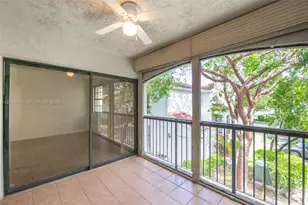 11962 NW 11th St, Pembroke Pines, FL 33026 - Photo 25