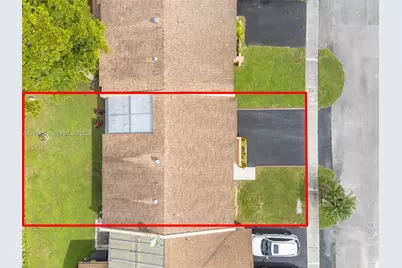 9421 S Meadows Cir, Miramar, FL 33025 - Photo 29