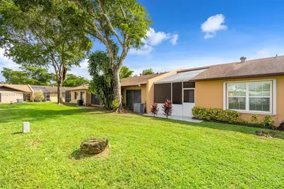 9421 S Meadows Cir, Miramar, FL 33025 - Photo 27