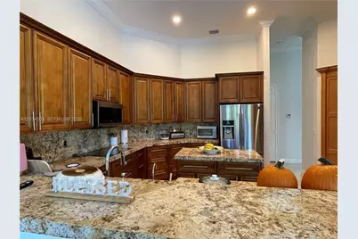 15001 SW 33rd St, Davie, FL 33331 - Photo 11