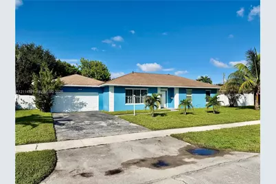 4401 NW 7th St #4401, Plantation, FL 33317 - Photo 1
