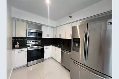 3300 NE 191st St #1405, Aventura, FL 33180 - Photo 3
