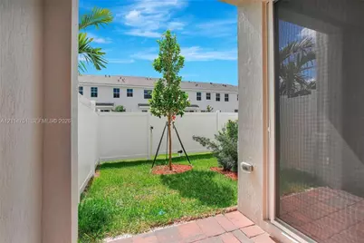 129 SW 171st Way, Pembroke Pines, FL 33027 - Photo 27