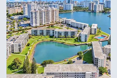 2930 Point East Dr #E109, Aventura, FL 33160 - Photo 43