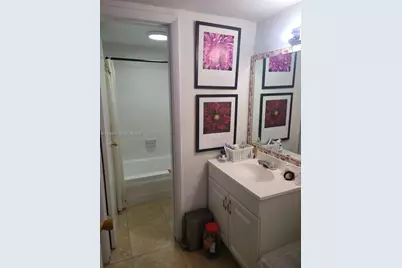 1990 W 56th St #1319, Hialeah, FL 33012 - Photo 15