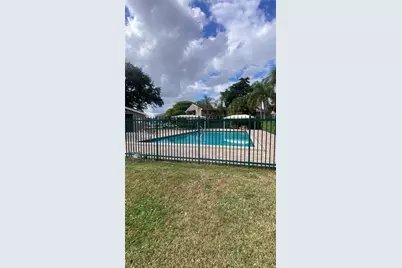 1177 Sussex Dr, North Lauderdale, FL 33068 - Photo 9