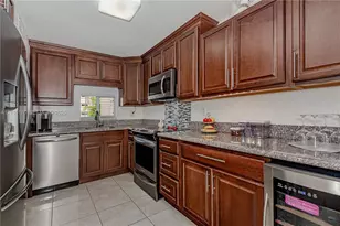 9410 N Hollybrook Lake Dr, Pembroke Pines, FL 33025 - Photo 1